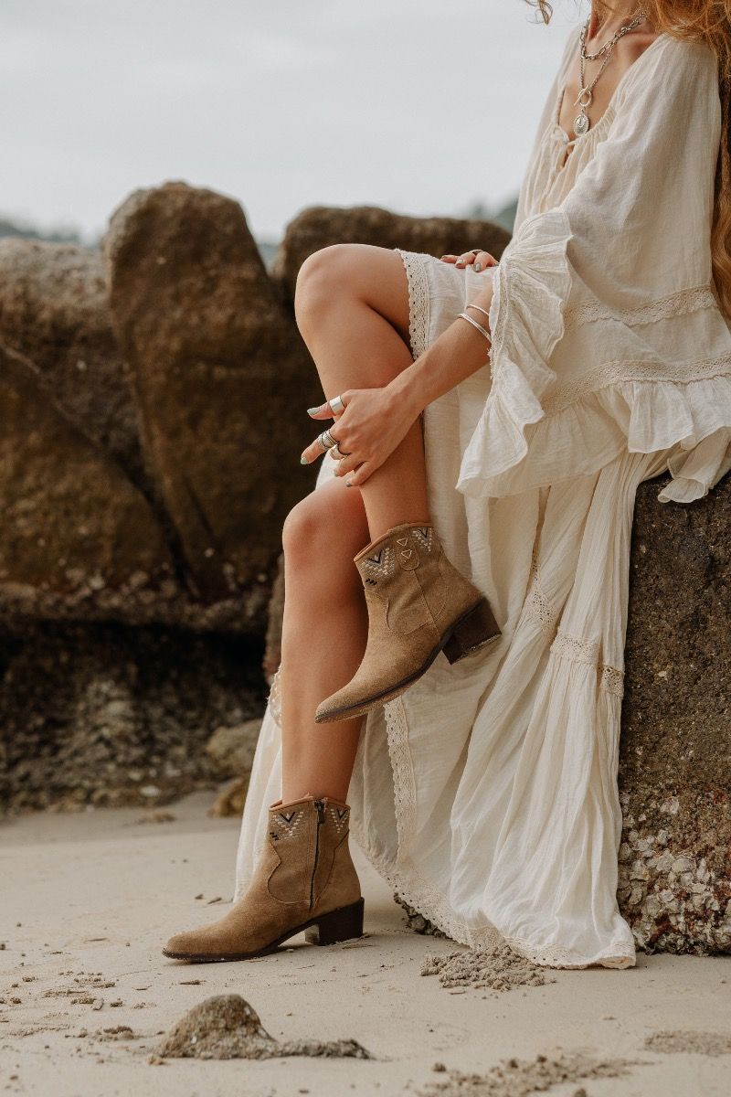 The most stylish suede boho ankle boots. Say hello to Andorra