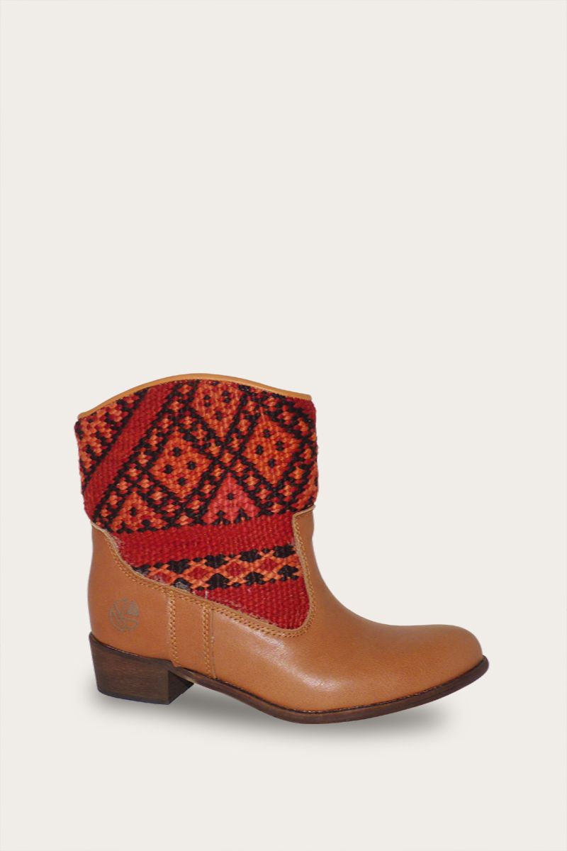 Inez Boots