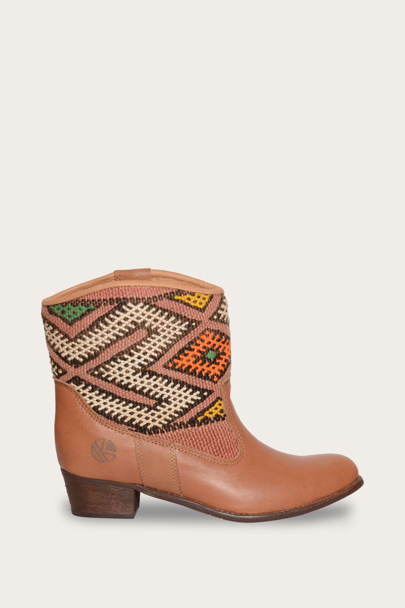 Inez Boots